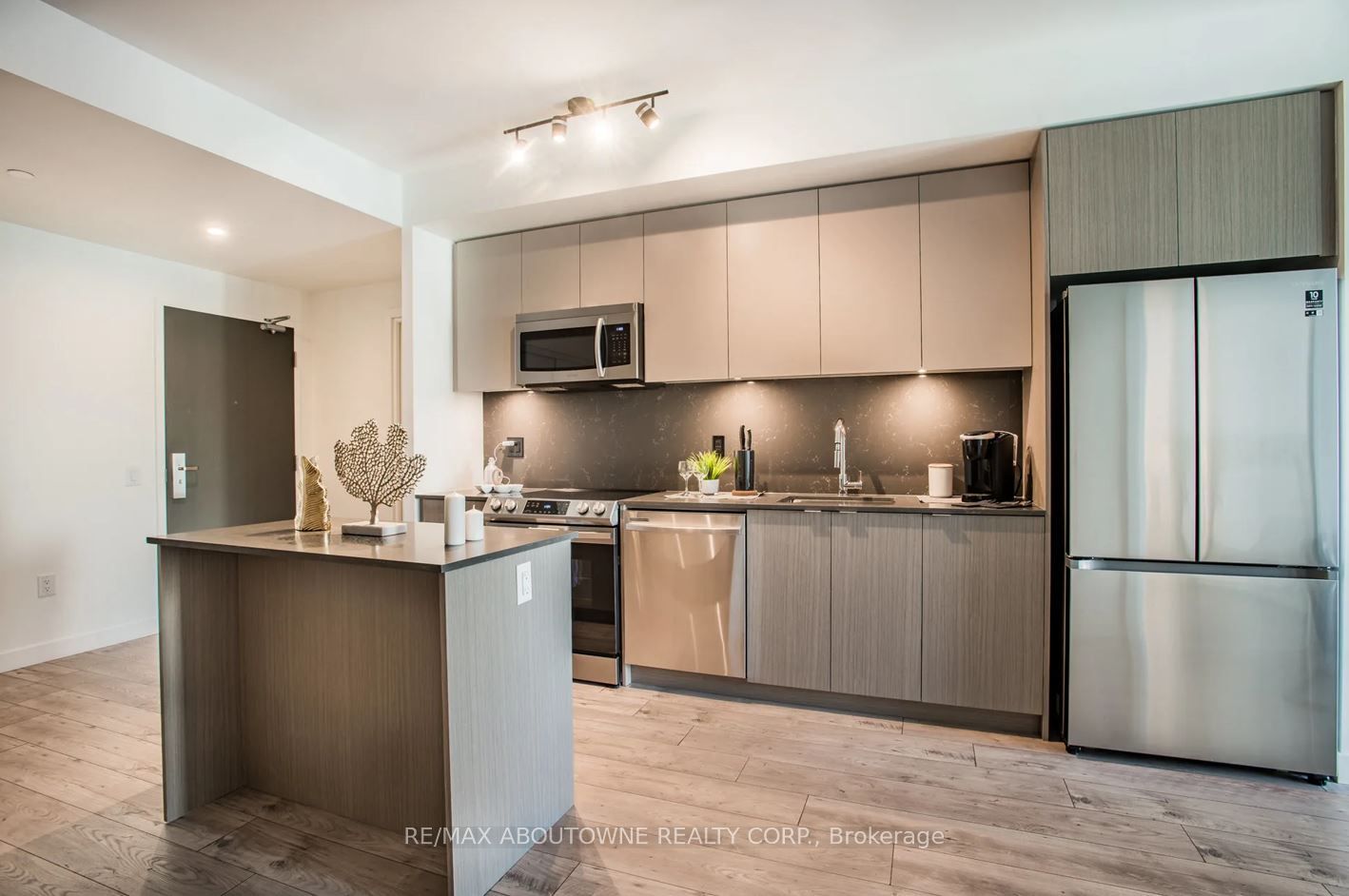 125 Bronte Road A606