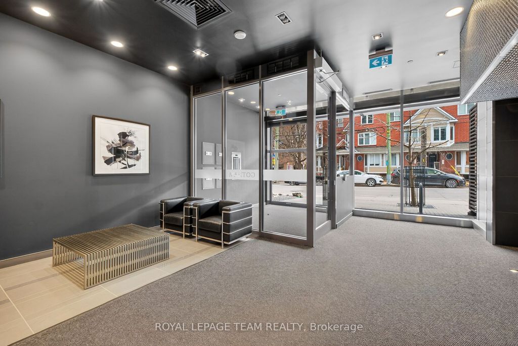 Photo of 224 Lyon Street N #307, Ottawa Centre, ON K1R 5V9 (MLS # X13064678)