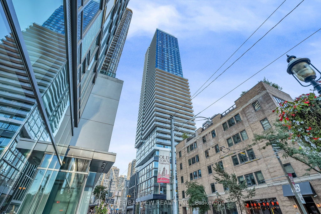 Photo of 89 Church Street #2807, Toronto, ON M5C 0B7 (MLS # C13841784)