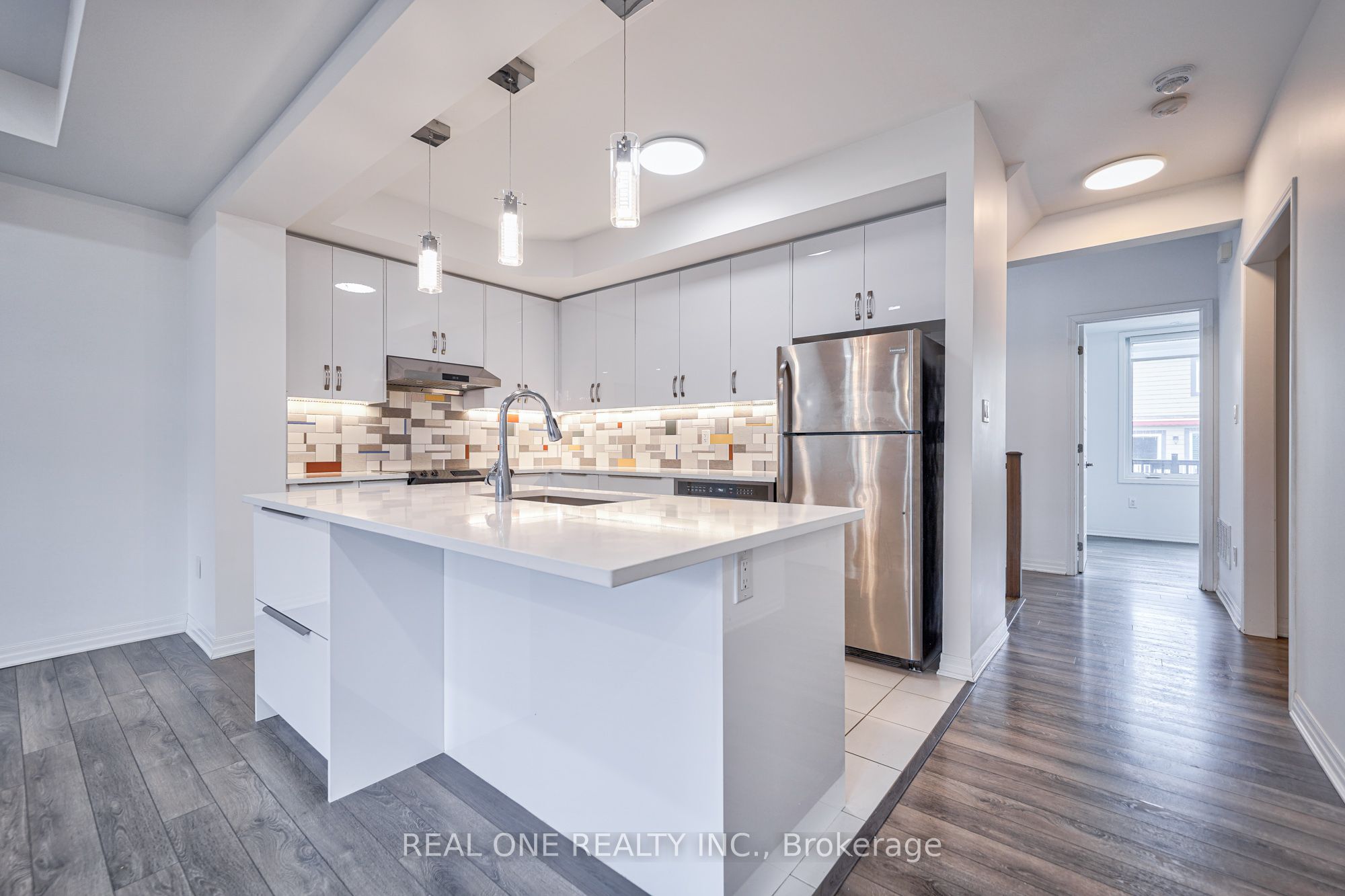 3073 George Savage Avenue