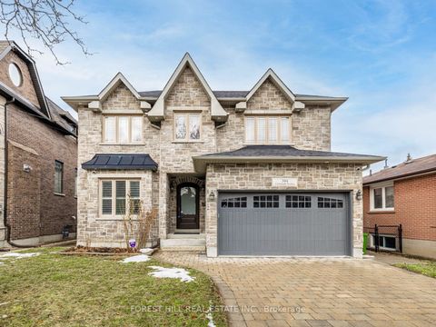 394 Connaught Avenue Toronto ON M2R 2M2