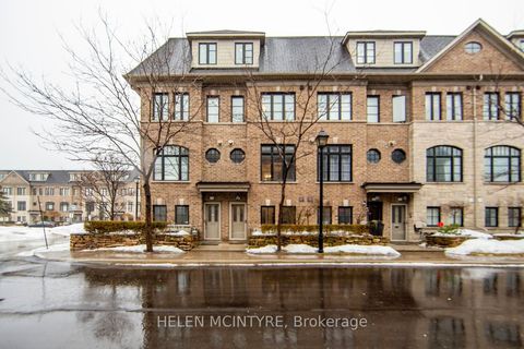 52 Cormier Heights Toronto ON M8Z 0B5
