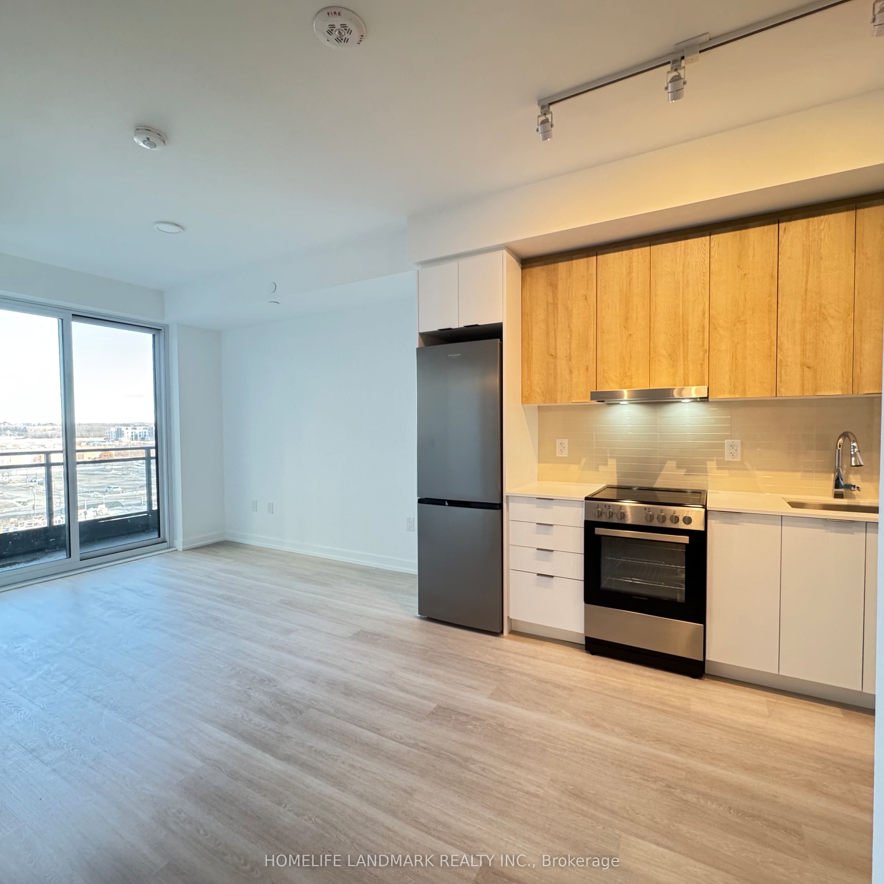 9763 Markham Road A 607