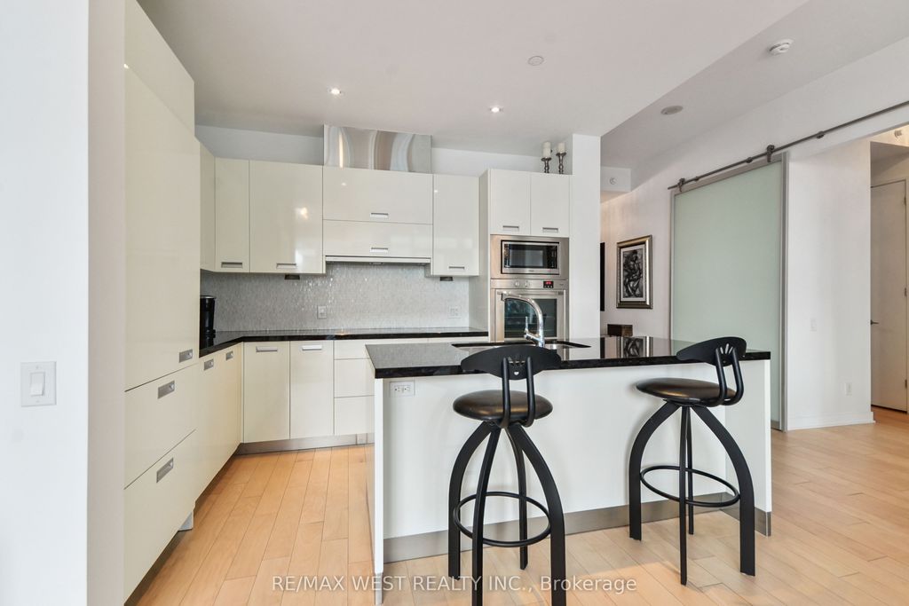 Photo of 88 Park Lawn Road #2906, Toronto, ON M8Y 0B5 (MLS # W12488544)
