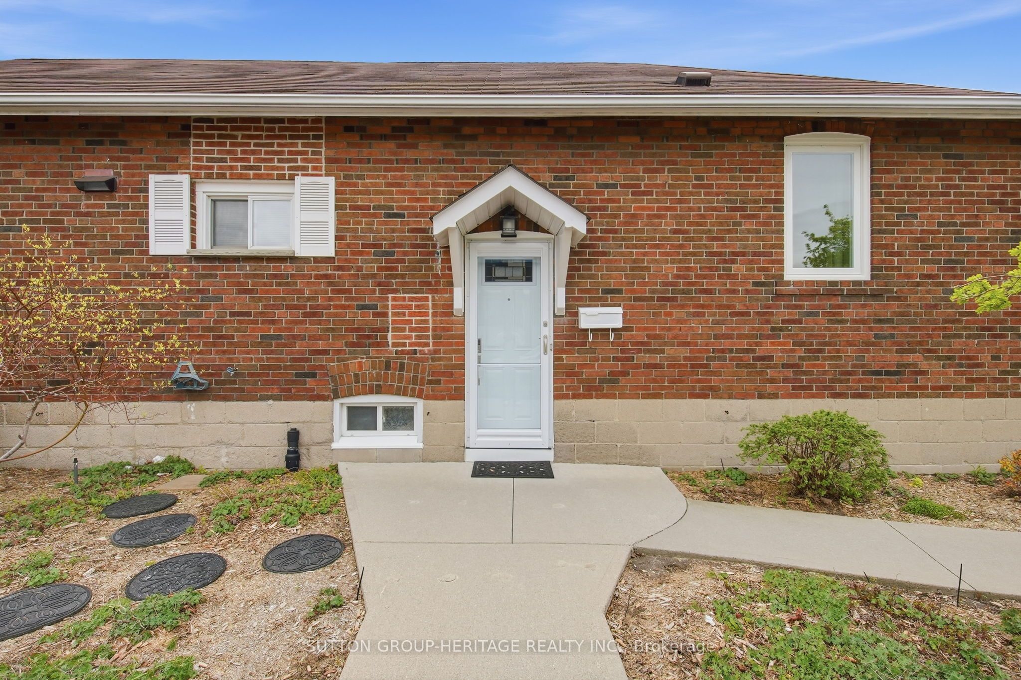 92 Durant Avenue