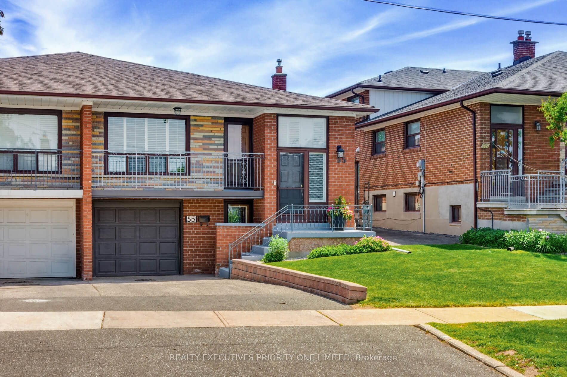 Photo 1 of 44 — 55 Picaro Drive, Toronto, ON M3N 2B6