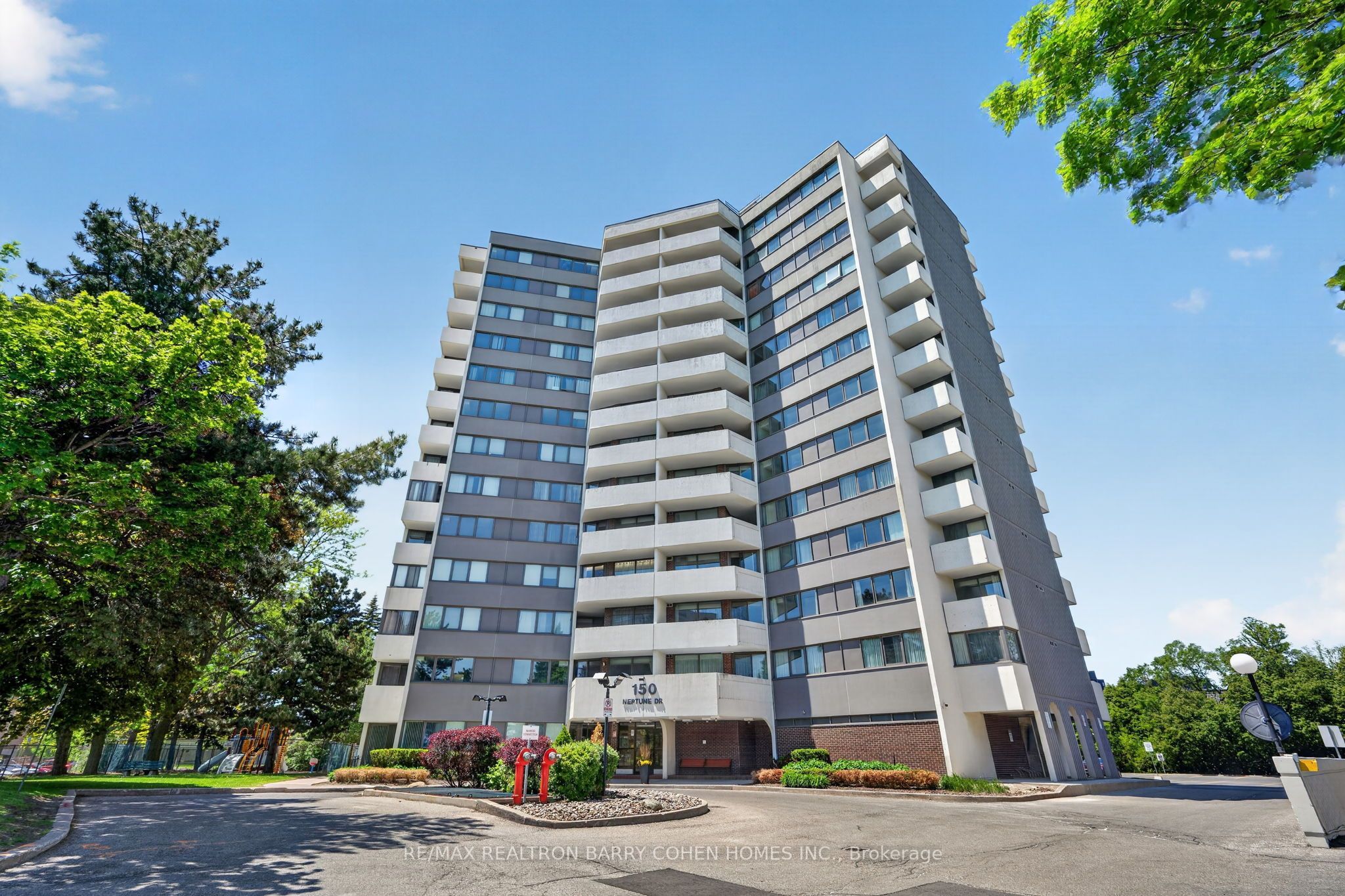 Photo 1 of 26 — 150 Neptune Drive 304, Toronto, ON M6A 2Y9