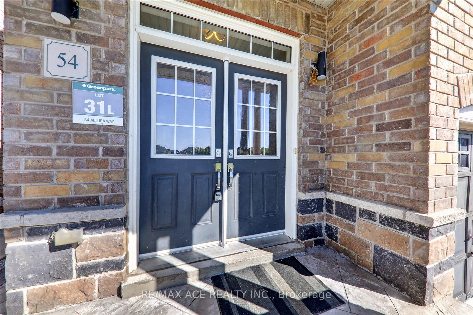 54 Altura Way