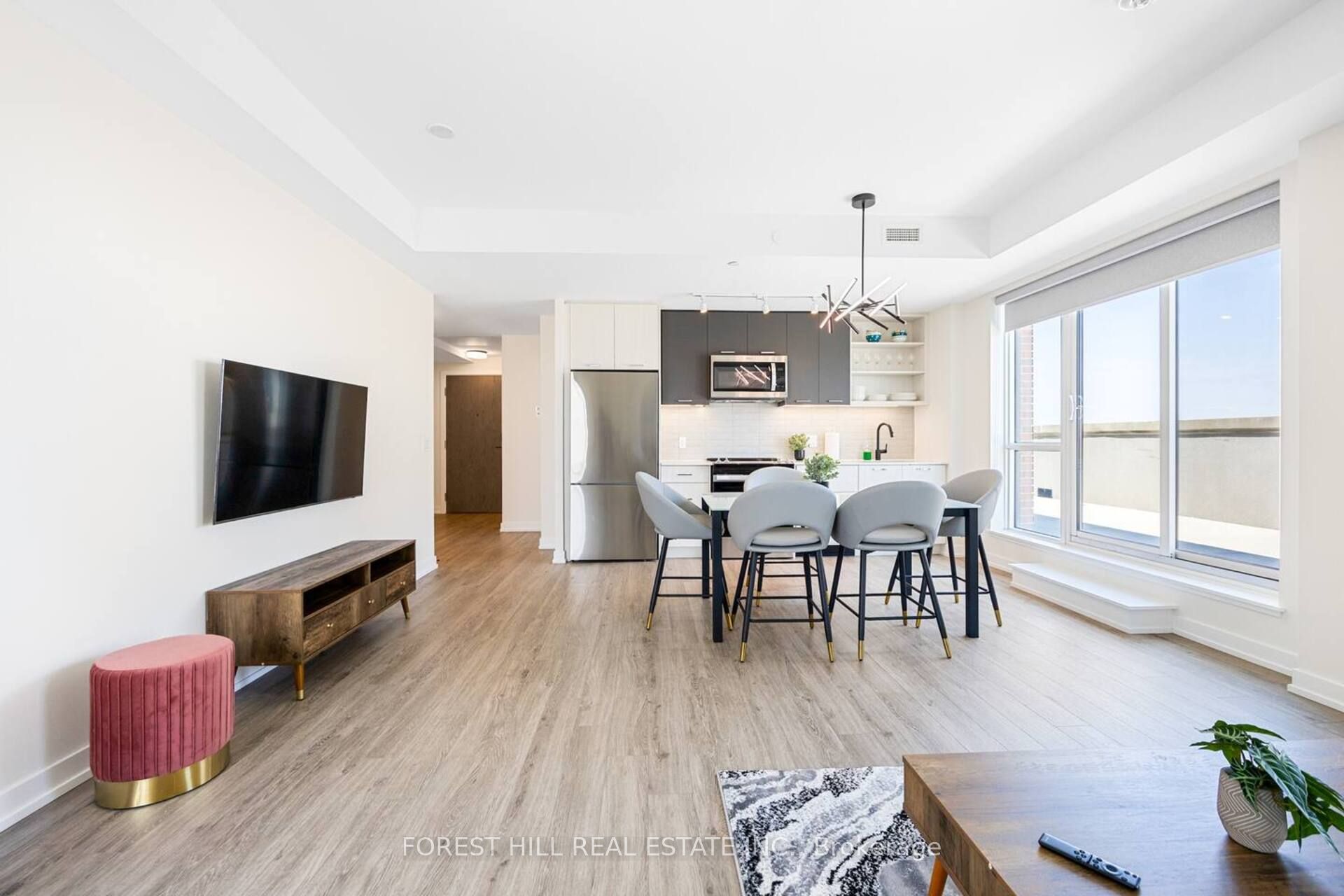 2300 ST CLAIR AVE Avenue W 913