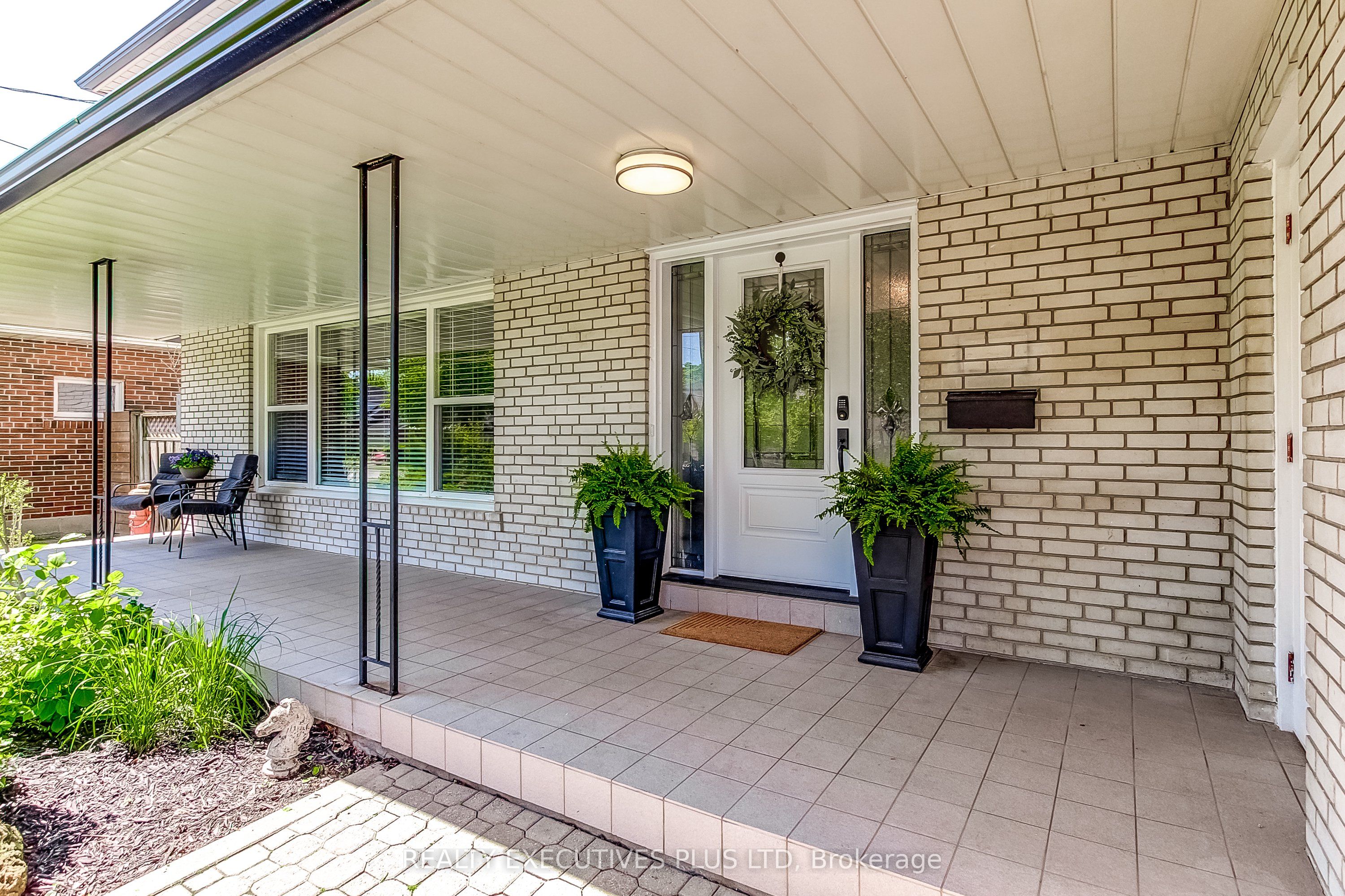 114 Neilson Drive