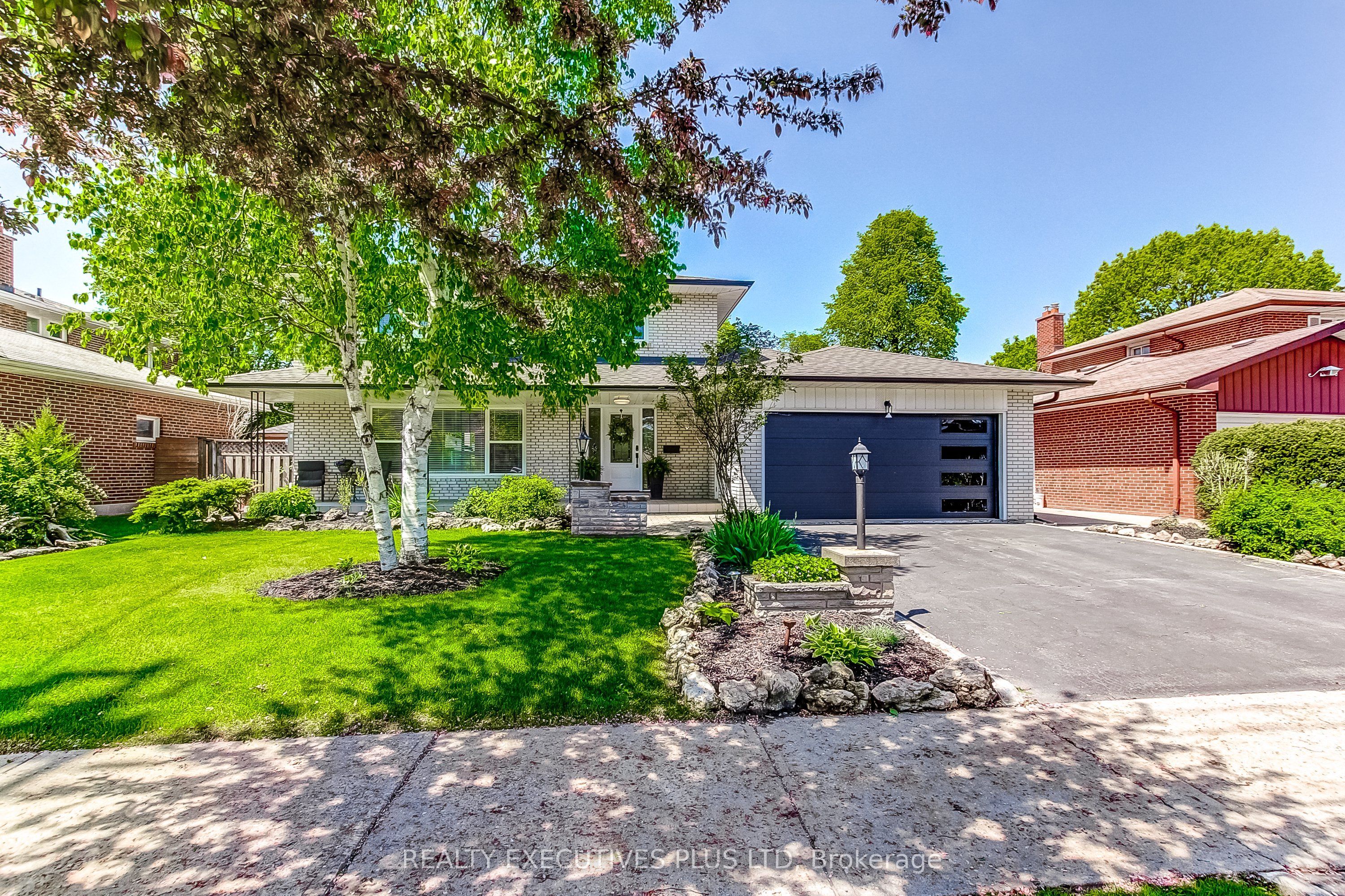 114 Neilson Drive