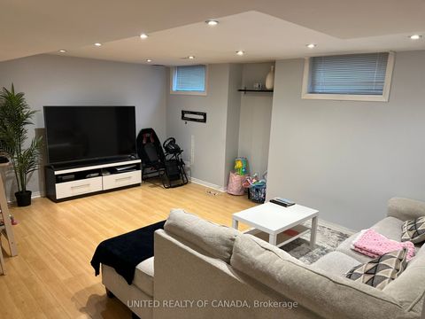 108 Maroon Drive Richmond Hill ON L4E 5B6