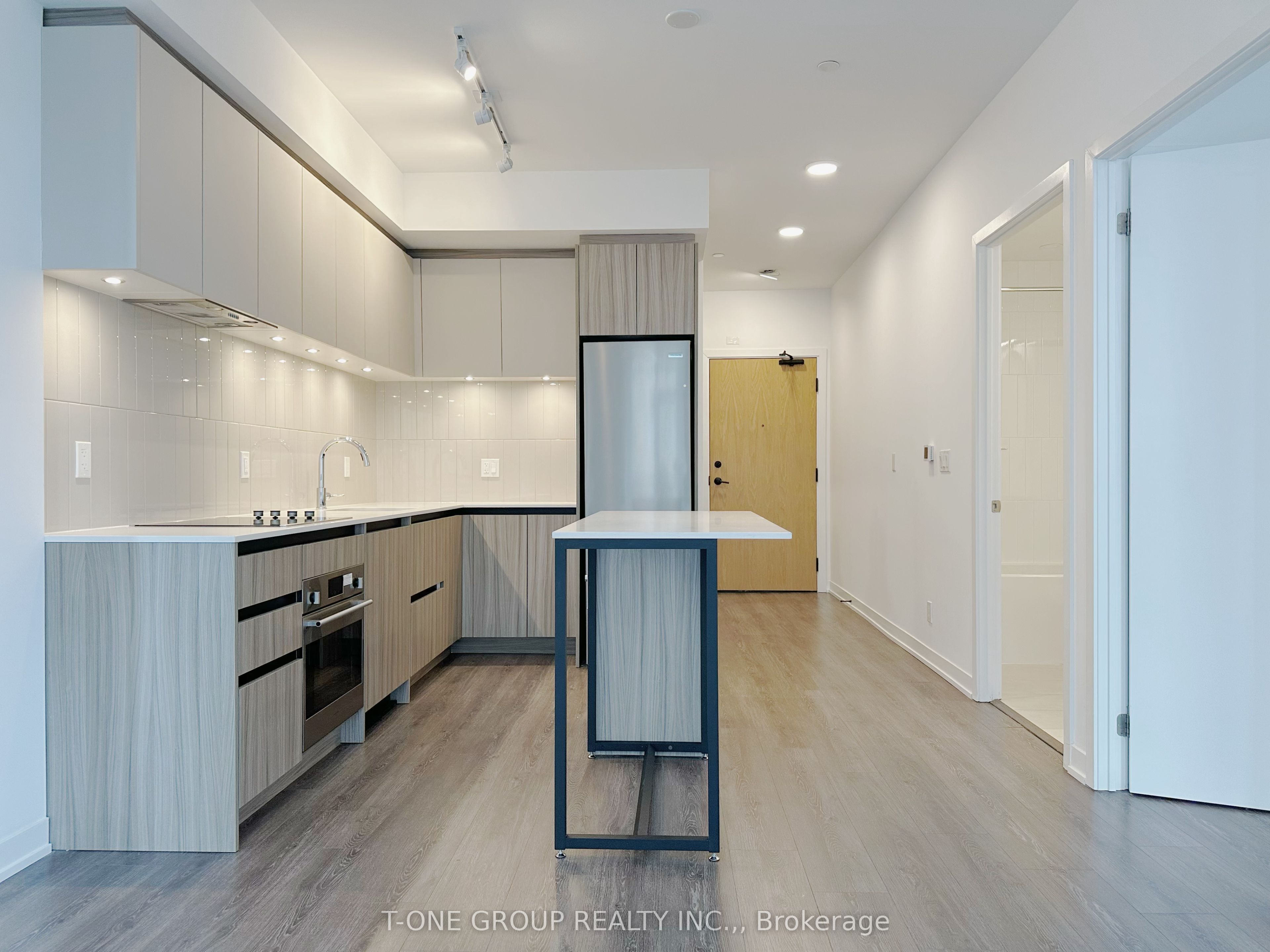 7950 Bathurst Street 602