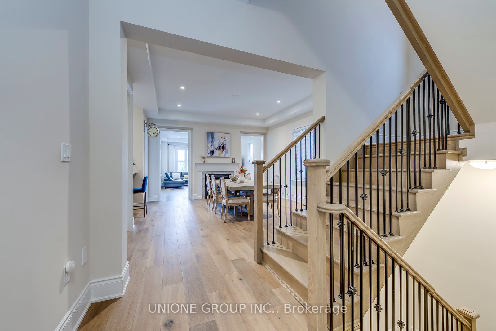 1243 Pondside Trail