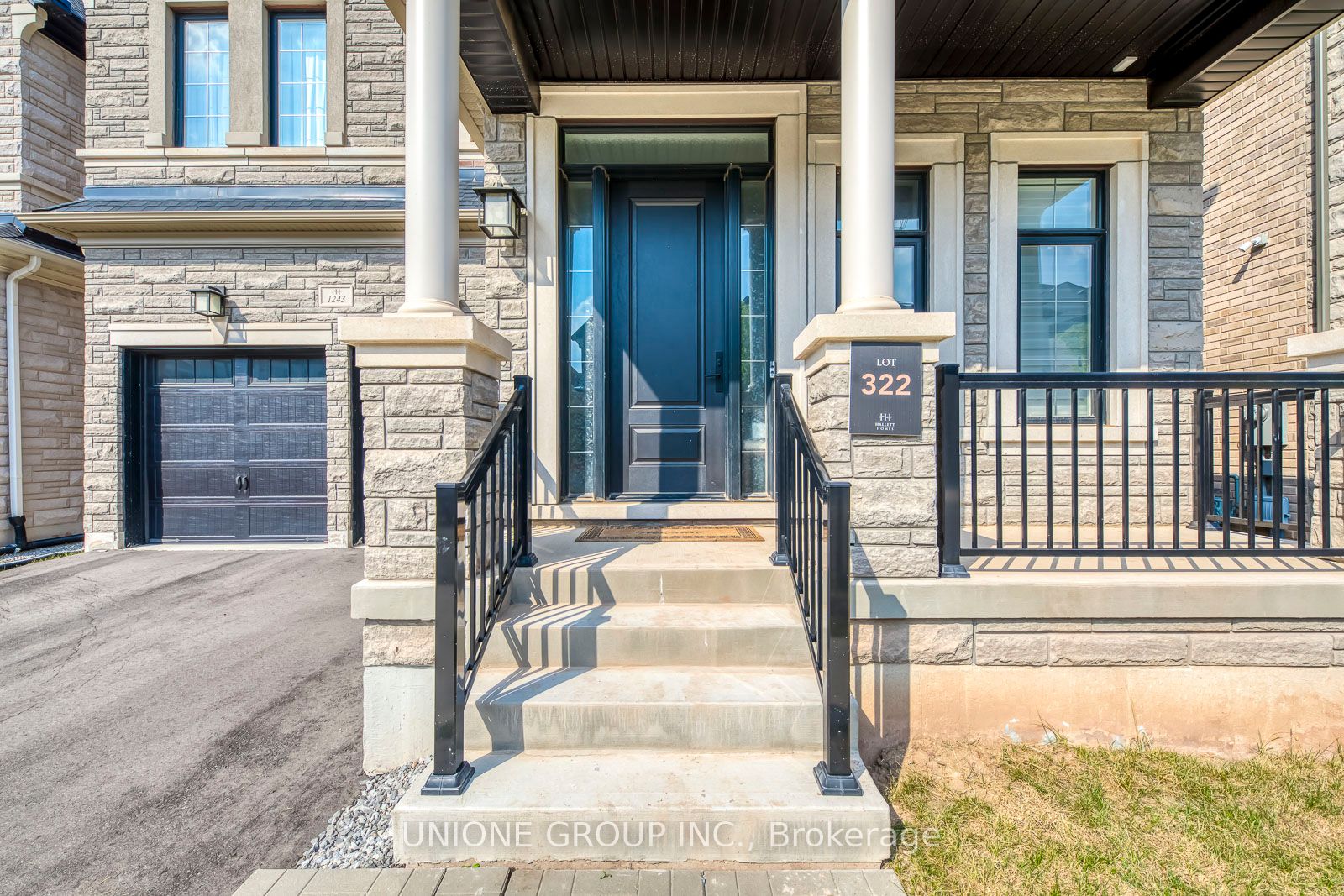 1243 Pondside Trail