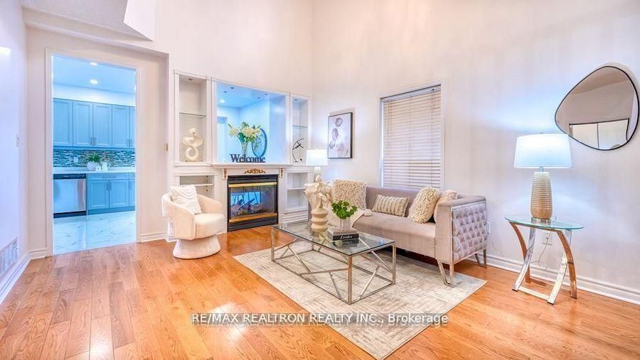 89 English Oak Drive