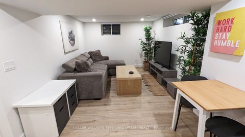 2301 Lawrence Avenue W Lower Toronto ON M9P 2A7