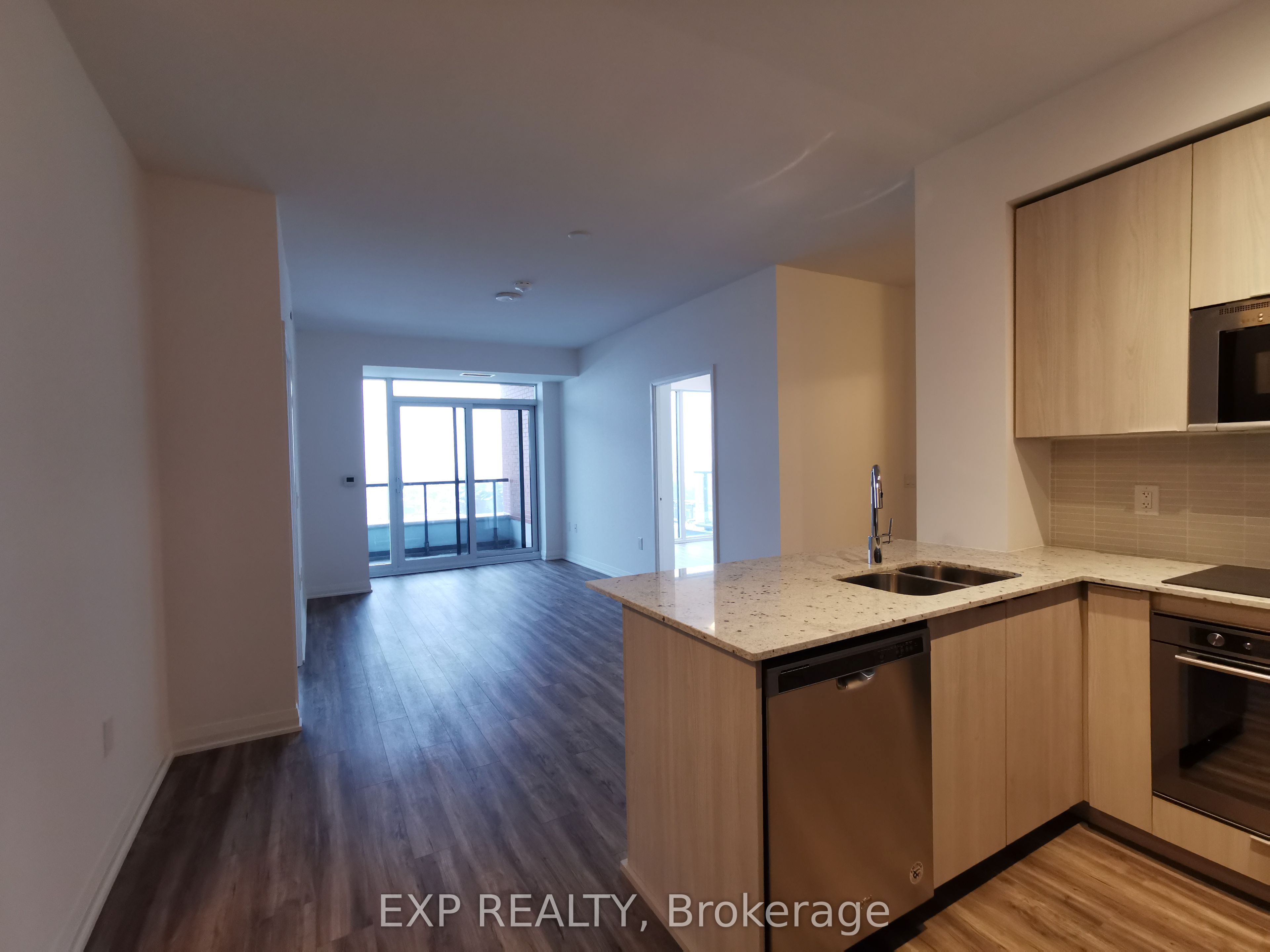 99 Eagle Rock Way 708