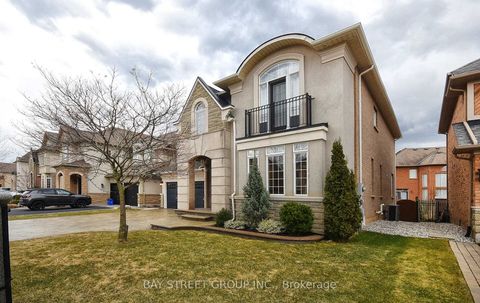 336 Turning Leaf Road Oakville ON L6L 6W7