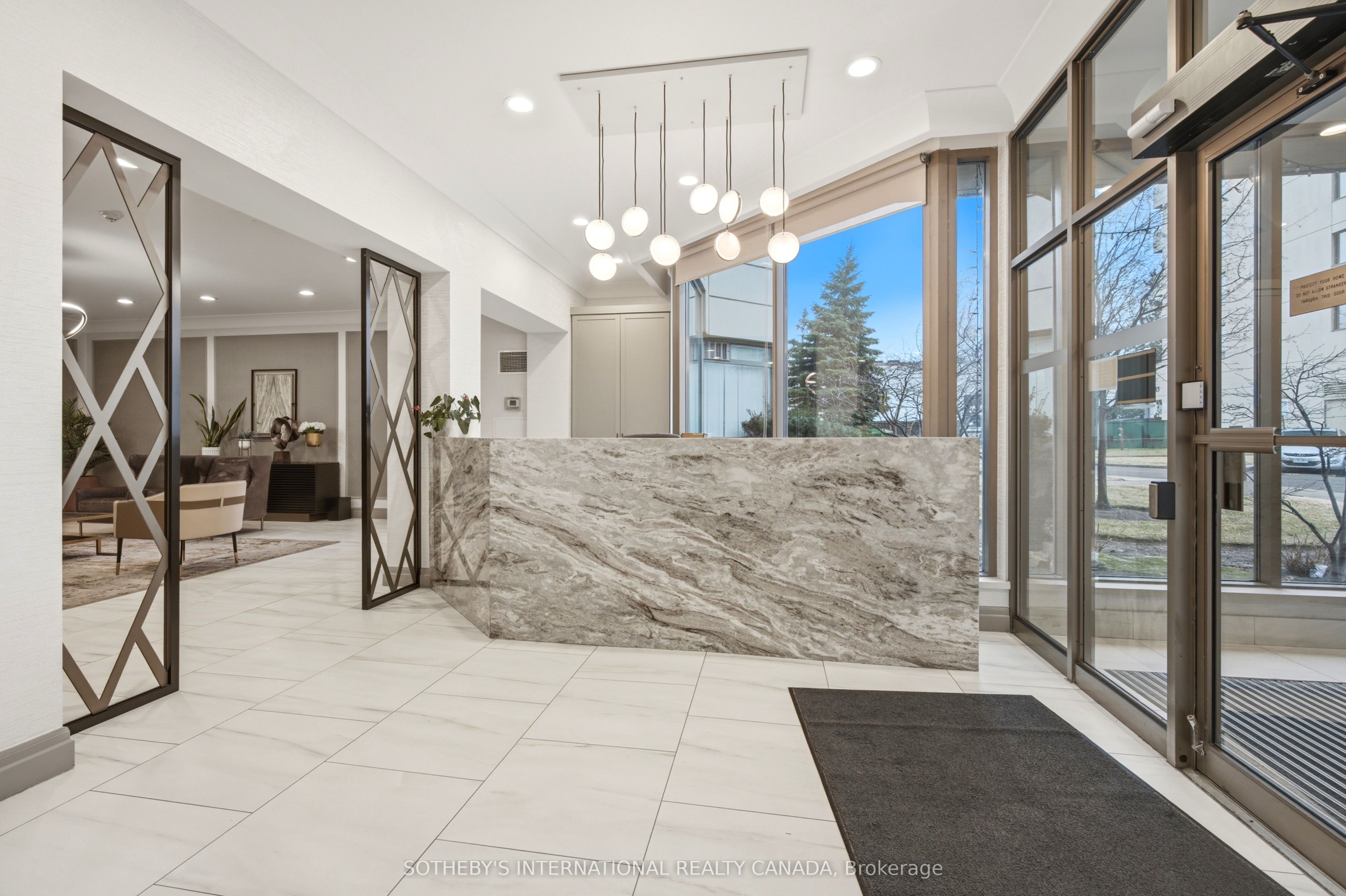 75 King Street E 1202