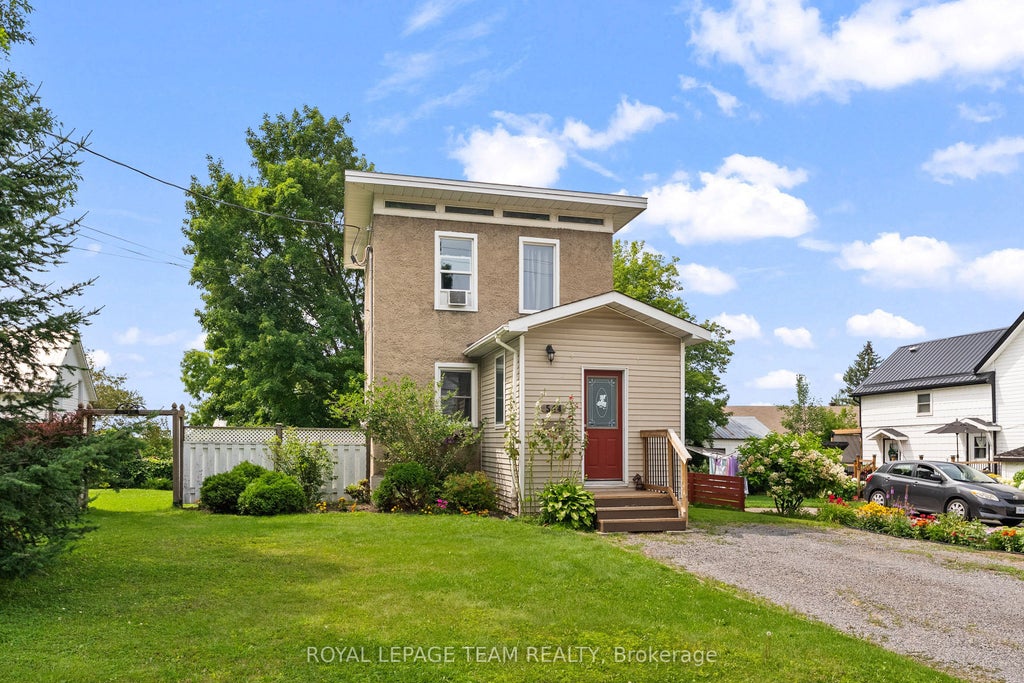 Photo of 544 MACKAY Street, Pembroke, ON K8A 1E6 (MLS # X13665986)