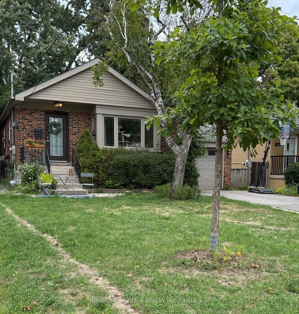 Photo of 170 Franklin Avenue, Toronto, ON M2N 1C7 (MLS # C12466050)