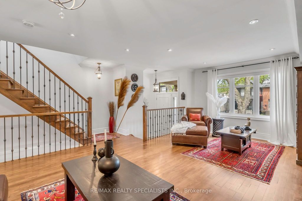 Photo of 87 Lake Crescent, Toronto, ON M8V 1W2 (MLS # W13081898)