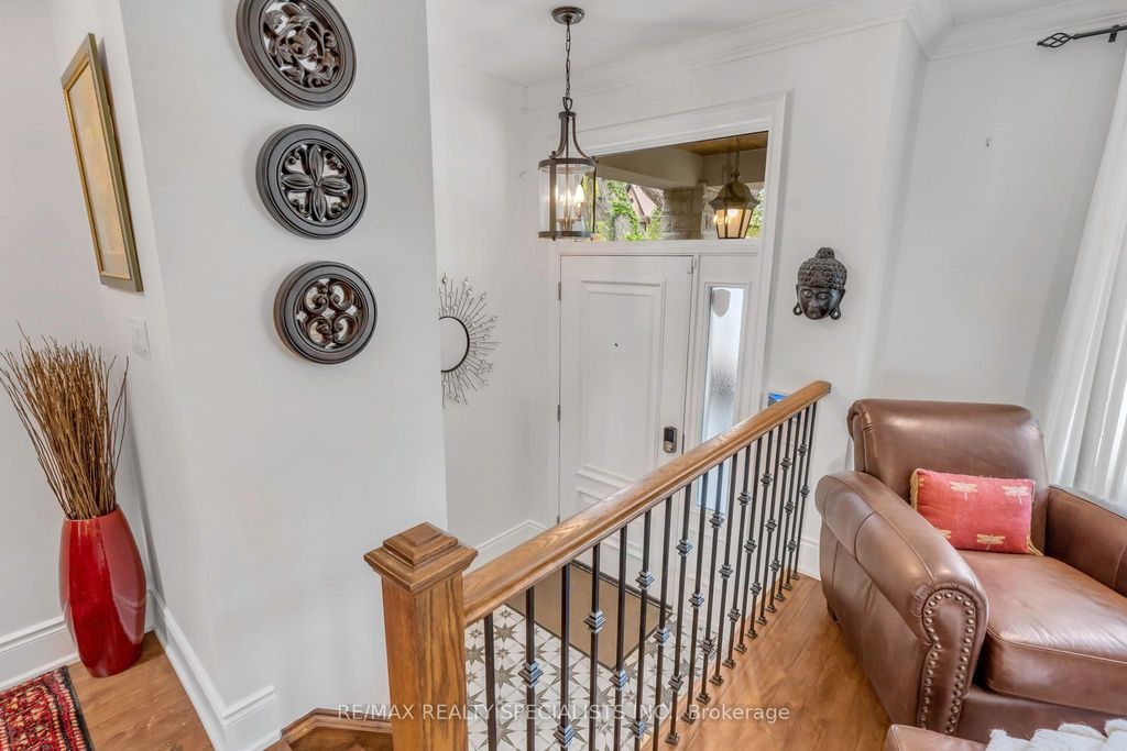 Photo of 87 Lake Crescent, Toronto, ON M8V 1W2 (MLS # W13081898)