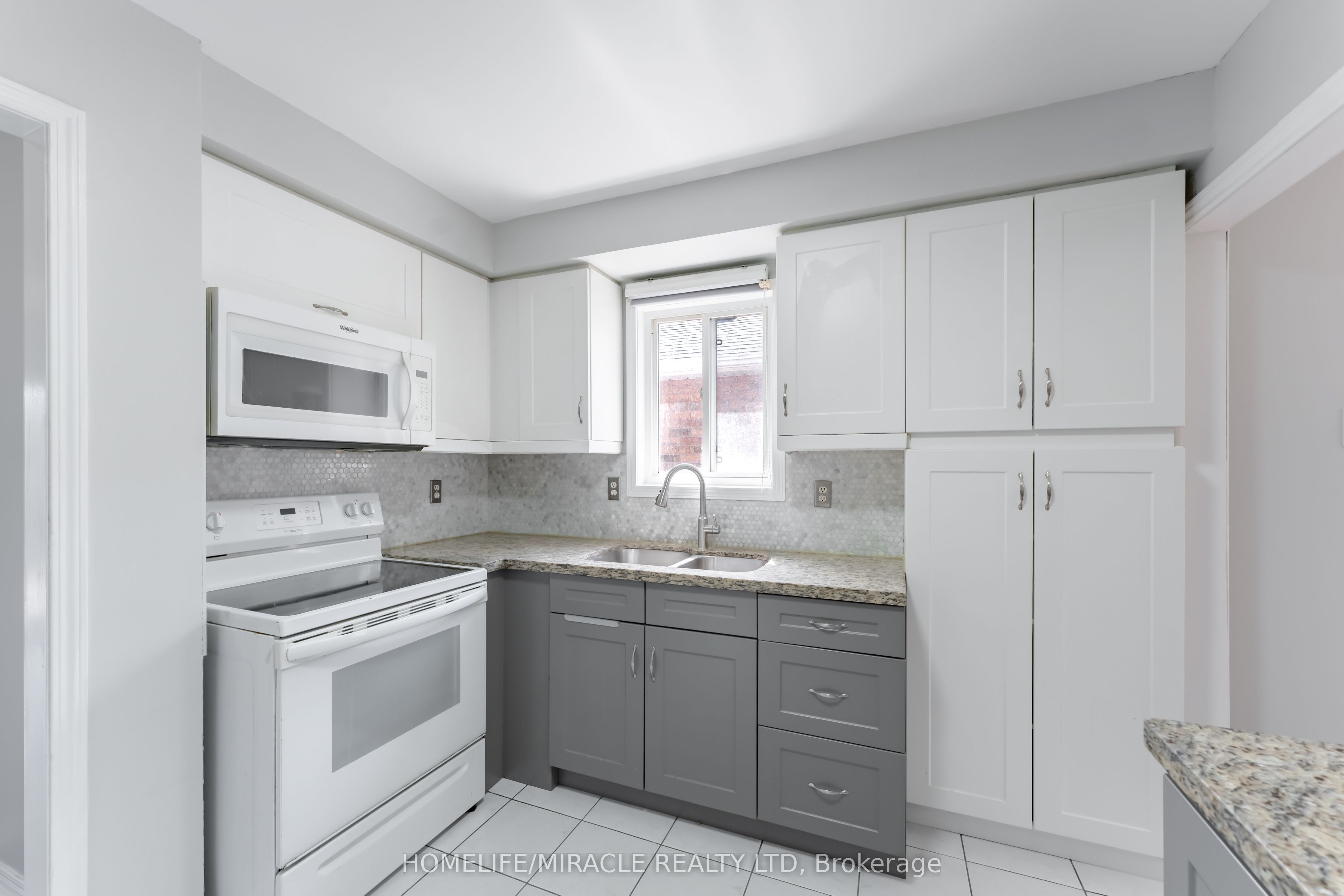 41 Milkweed Crescent