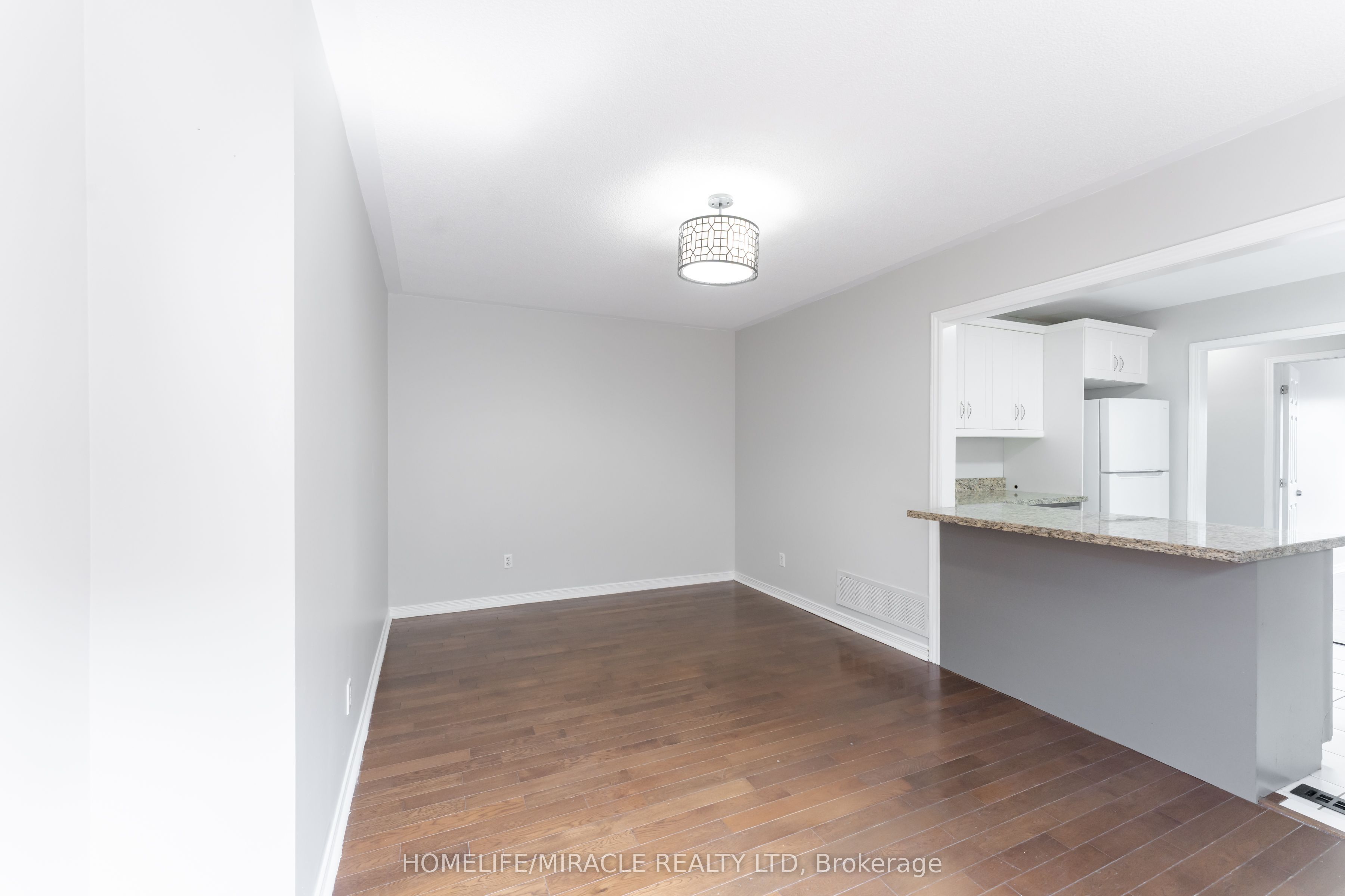 41 Milkweed Crescent