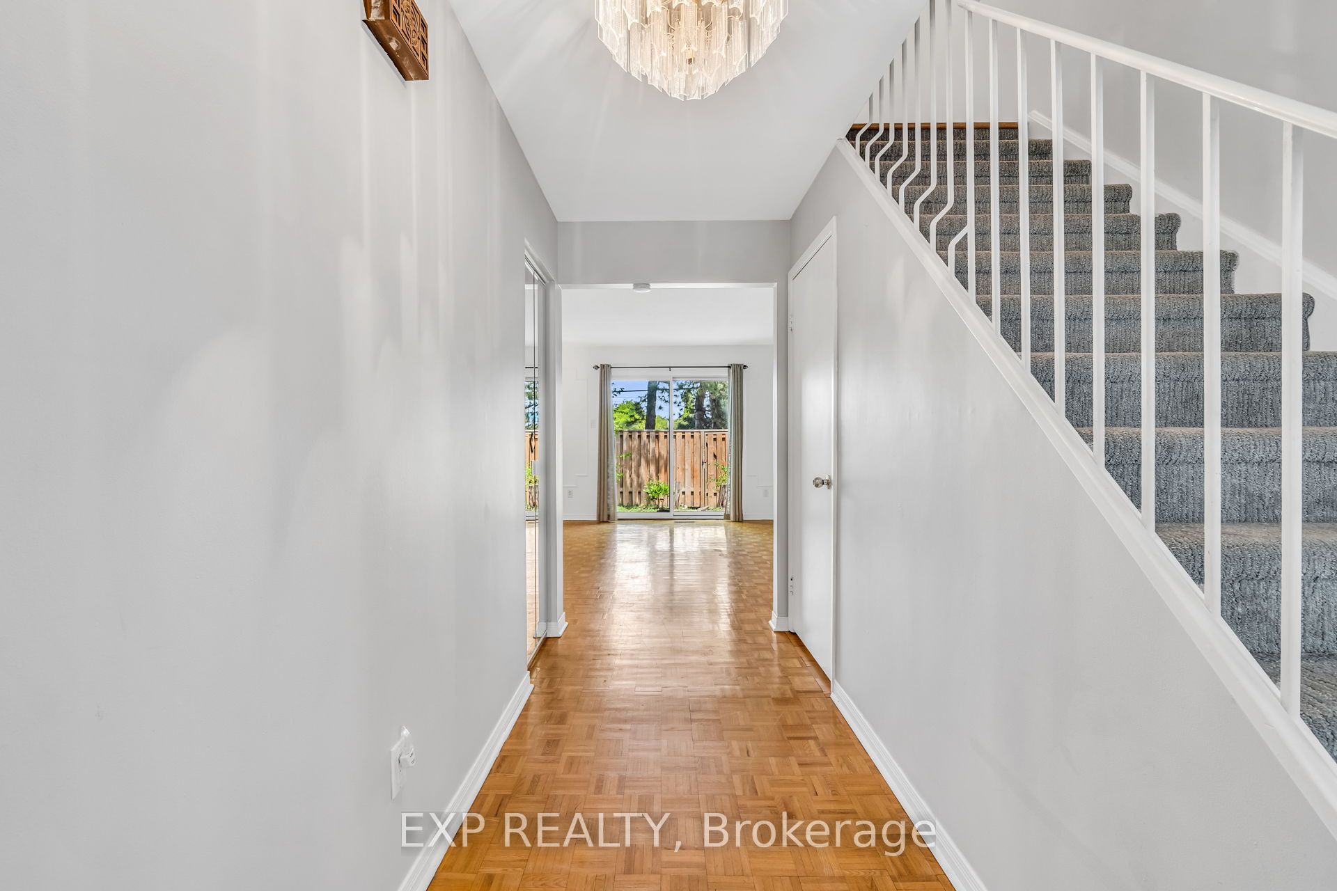 22 Niles Way 325