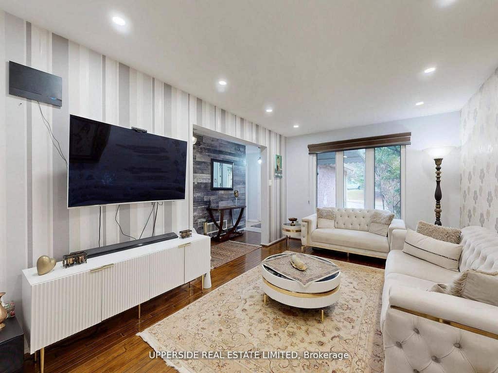 Photo of 64 Colleen Street, Vaughan, ON L4J 5G6 (MLS # N13432872)