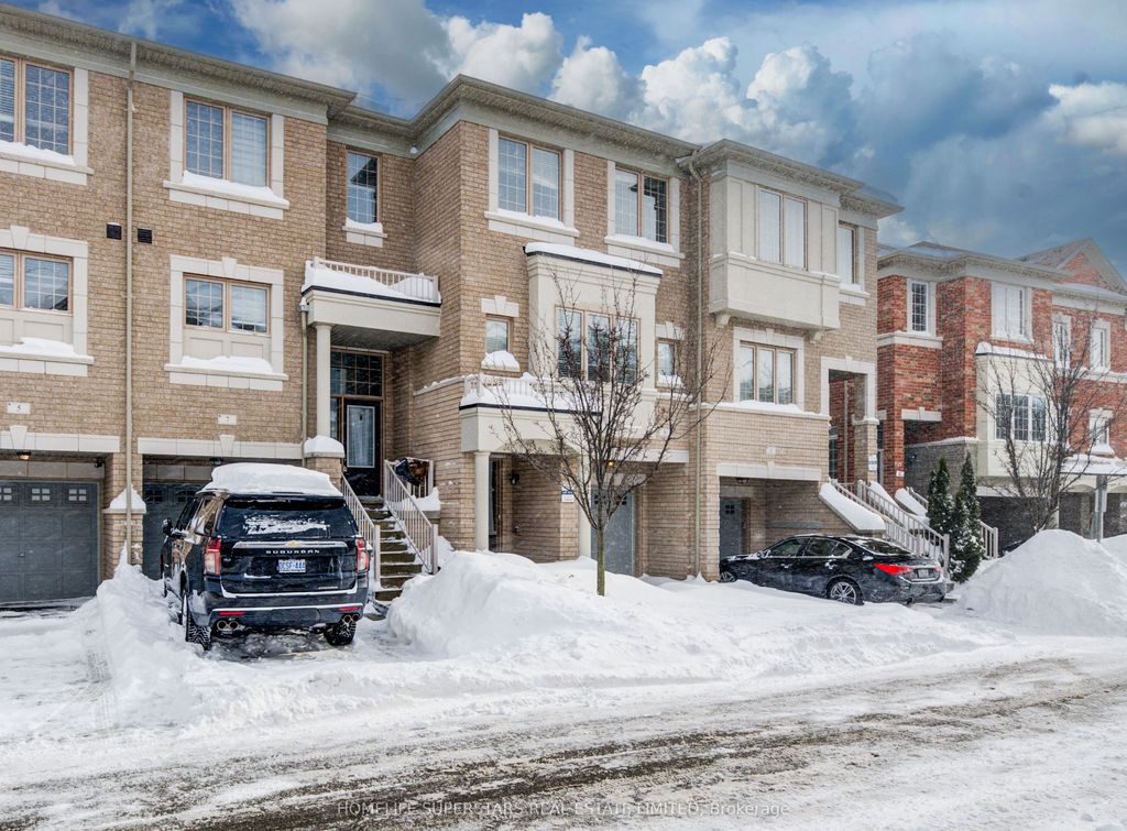 Photo of 9 Aspen Hills Road #40, Brampton, ON L6Y 6E3 (MLS # W12744630)