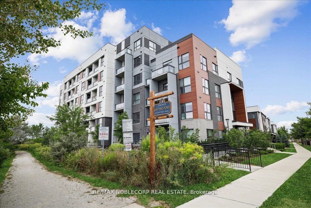 Photo of 50 Kaitting Trail #516, Oakville, ON L6M 4L9 (MLS # W13063292)