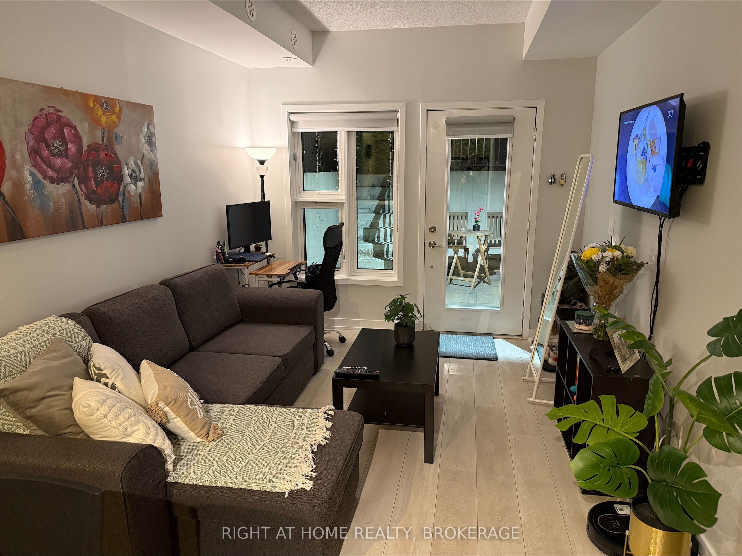 1139 Cooke Boulevard 319