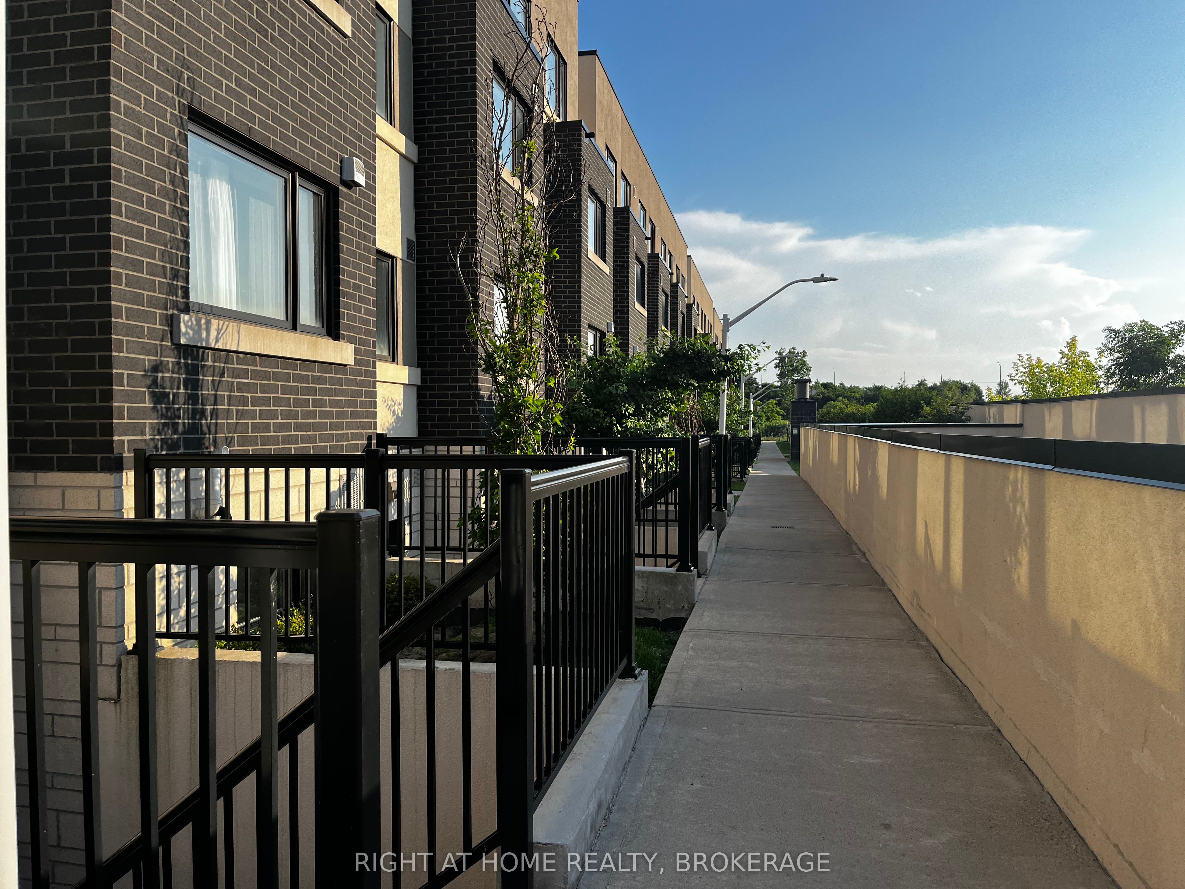 1139 Cooke Boulevard 319