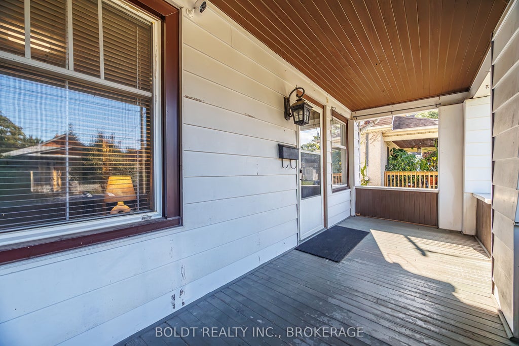 Photo of 20 Stuart Avenue, St. Catharines, ON L2R 1M7 (MLS # X13722920)