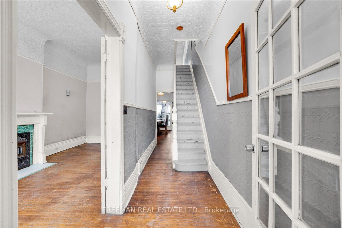 116 Brunswick Avenue