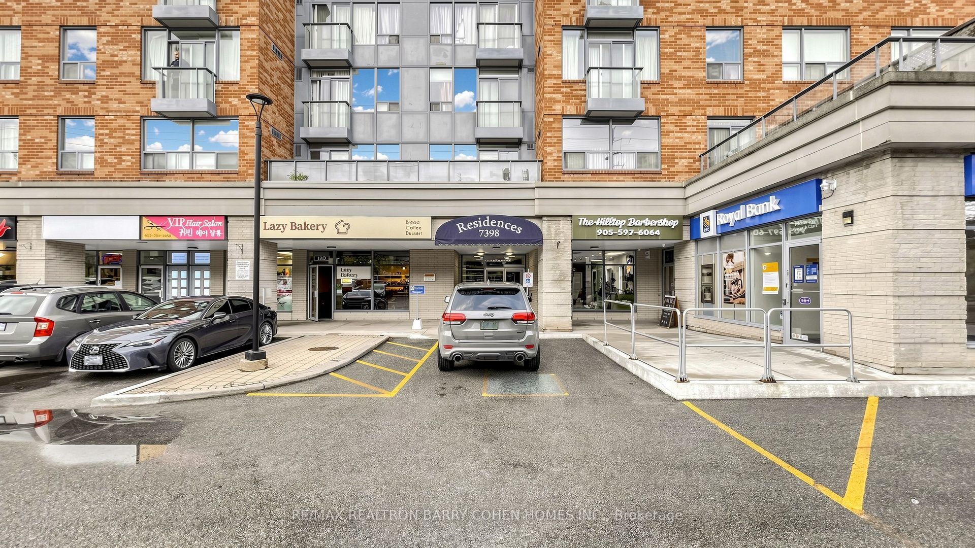 7398 Yonge Street 308
