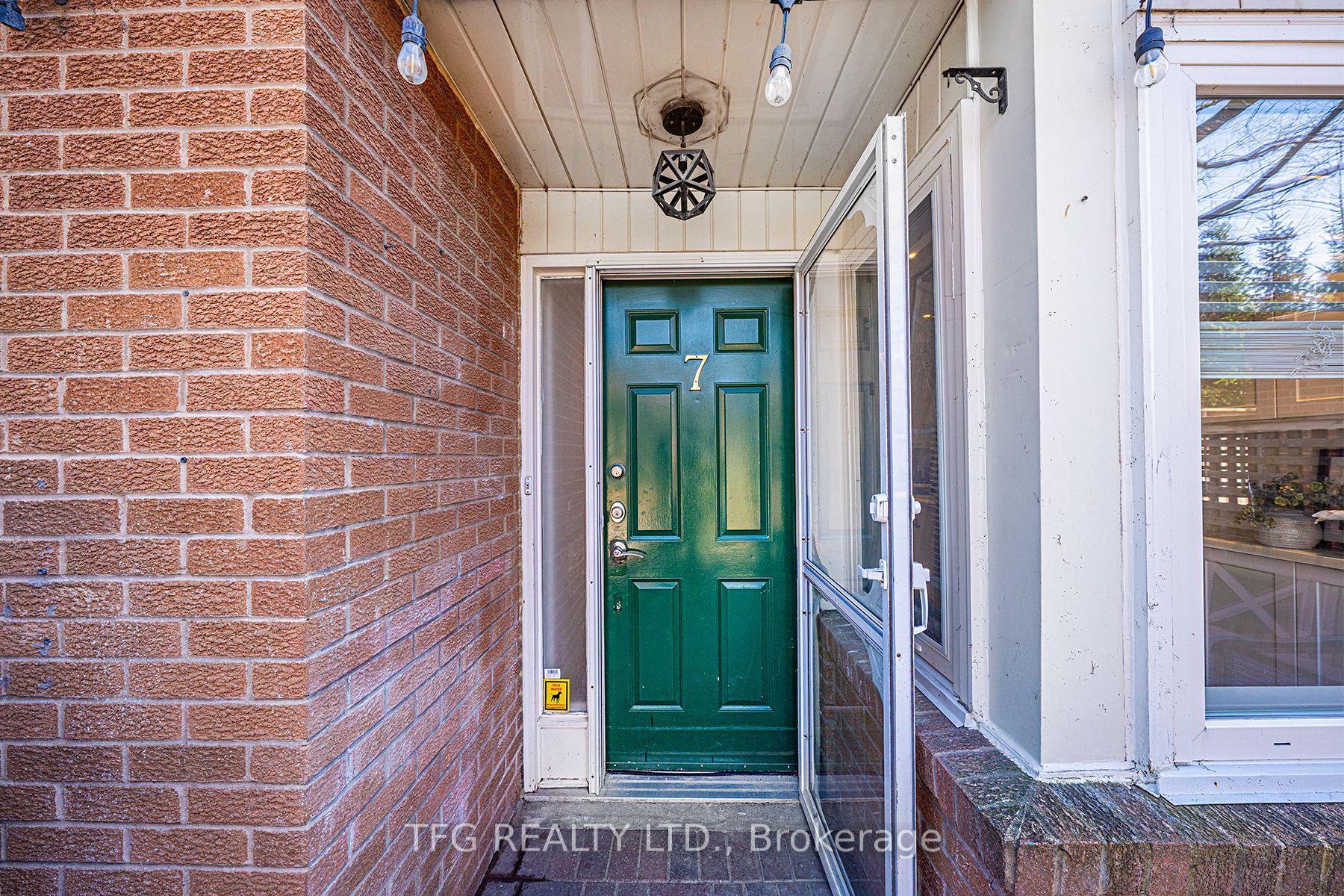 120 Glen Manor Drive 7