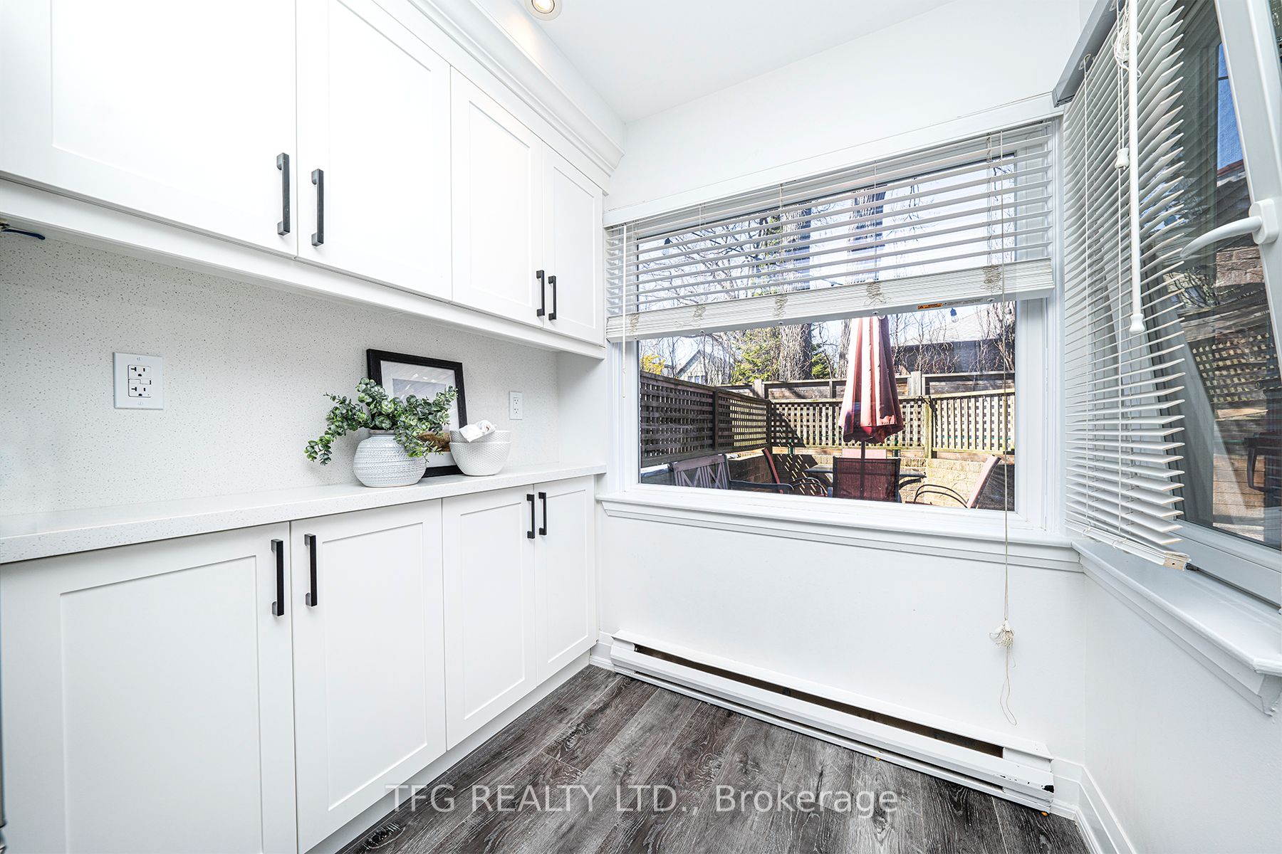 120 Glen Manor Drive 7