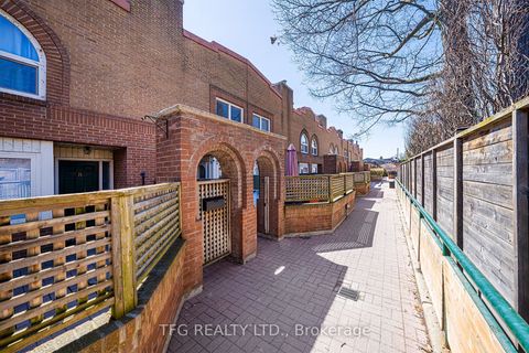 120 Glen Manor Drive 7 Toronto ON M4E 2X6