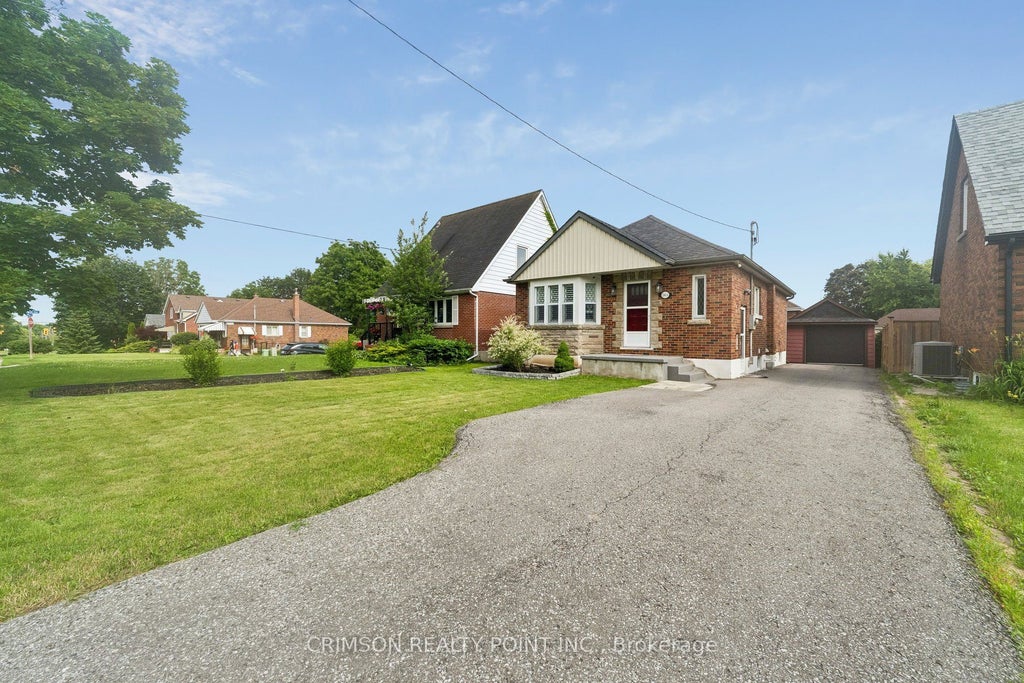 Photo of 503 Athol Street E, Oshawa, ON L1H 1L7 (MLS # E13832702)