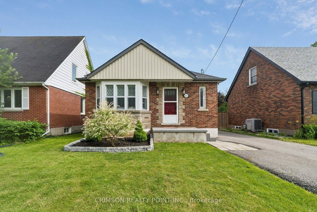 Photo of 503 Athol Street E, Oshawa, ON L1H 1L7 (MLS # E13832702)