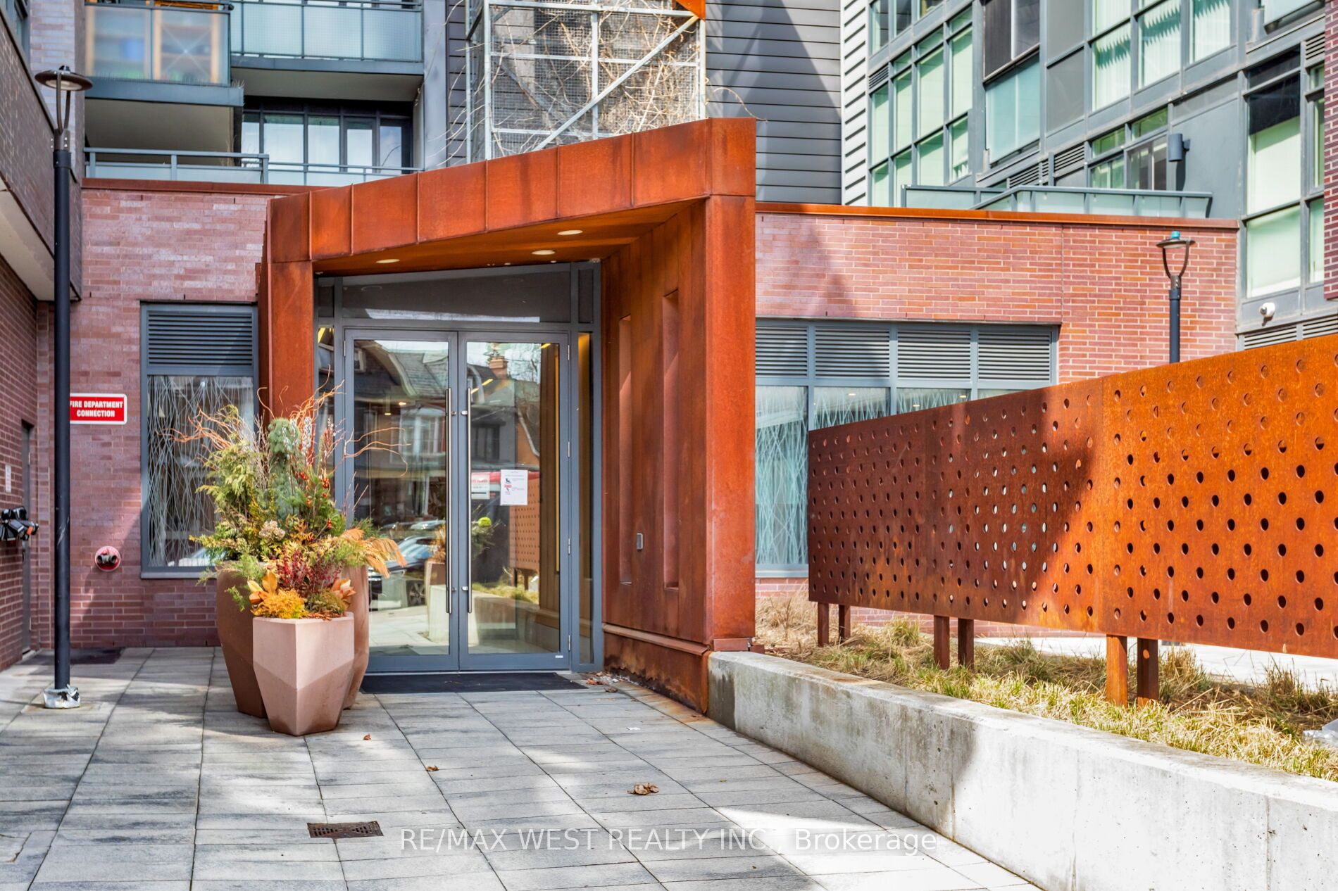 36 Howard Park Avenue 603