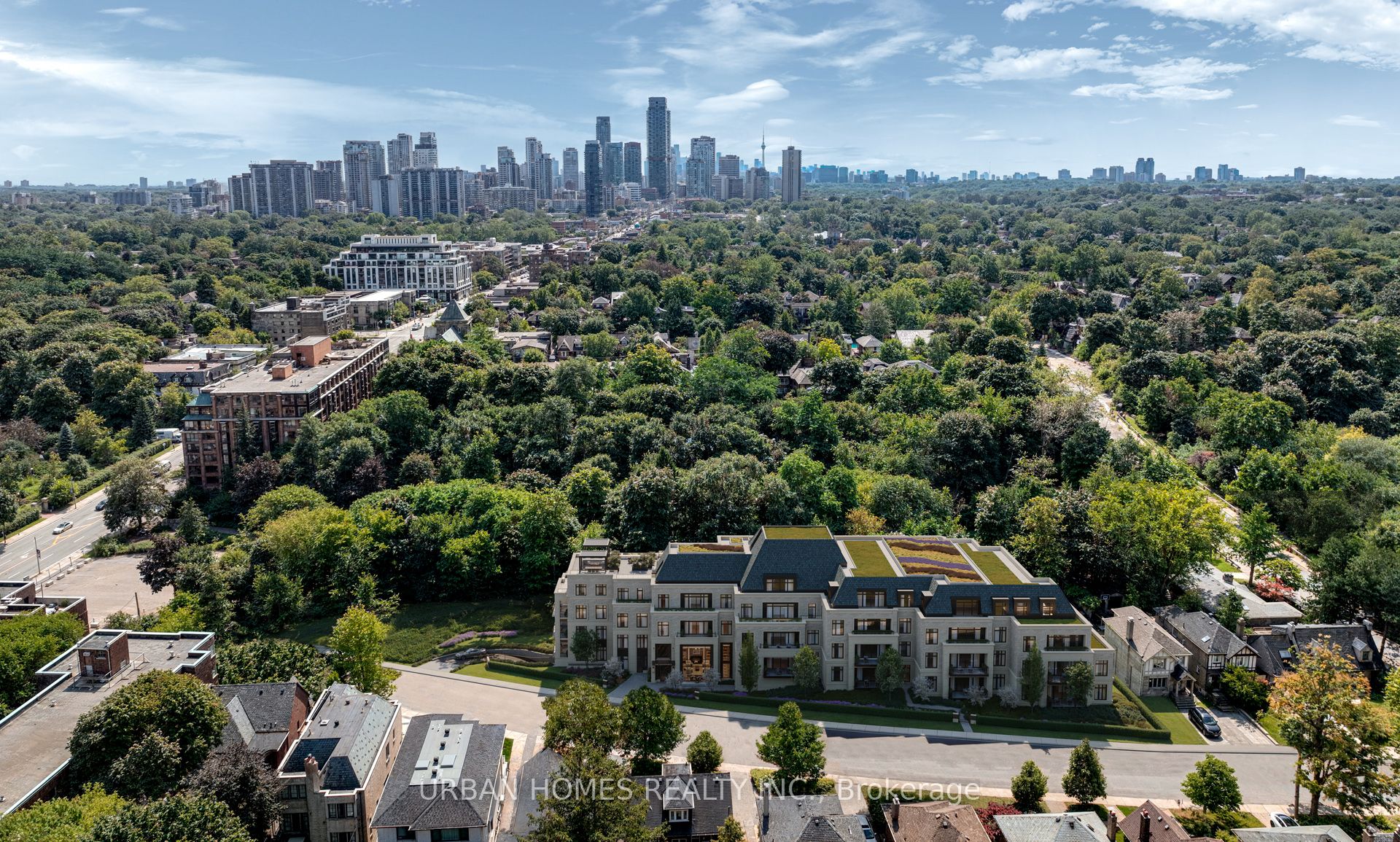 33 Chatsworth Drive 101
