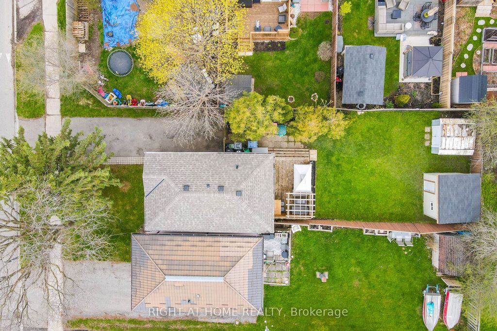 Photo of 152 Hadati Road, Guelph, ON N1E 6P4 (MLS # X13077880)