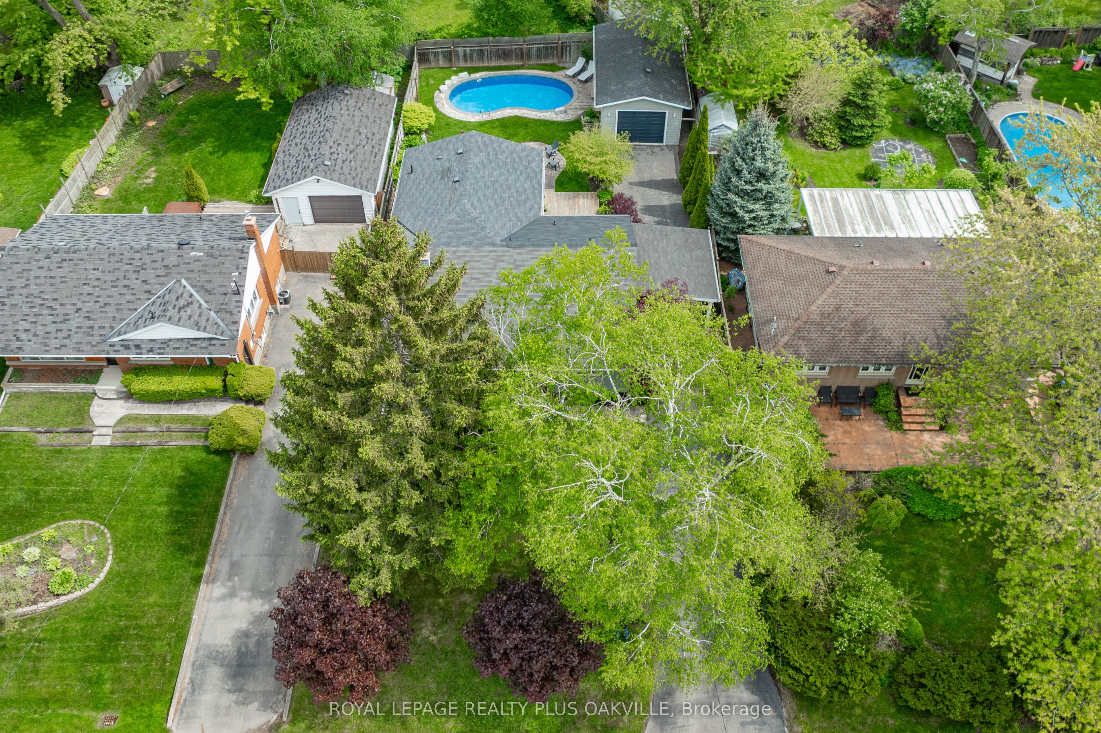 213 Mohawk Road