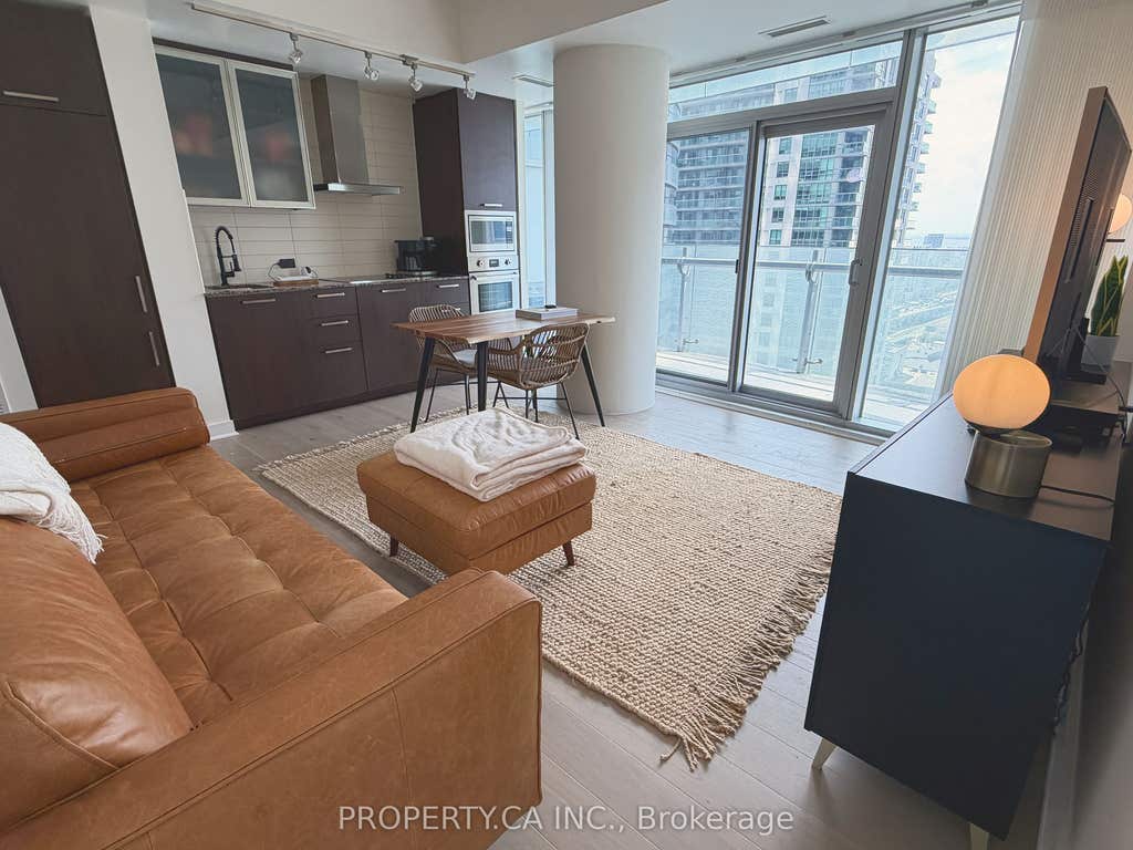 Photo of 14 York Street #2308, Toronto, ON M5J 0A9 (MLS # C13671894)