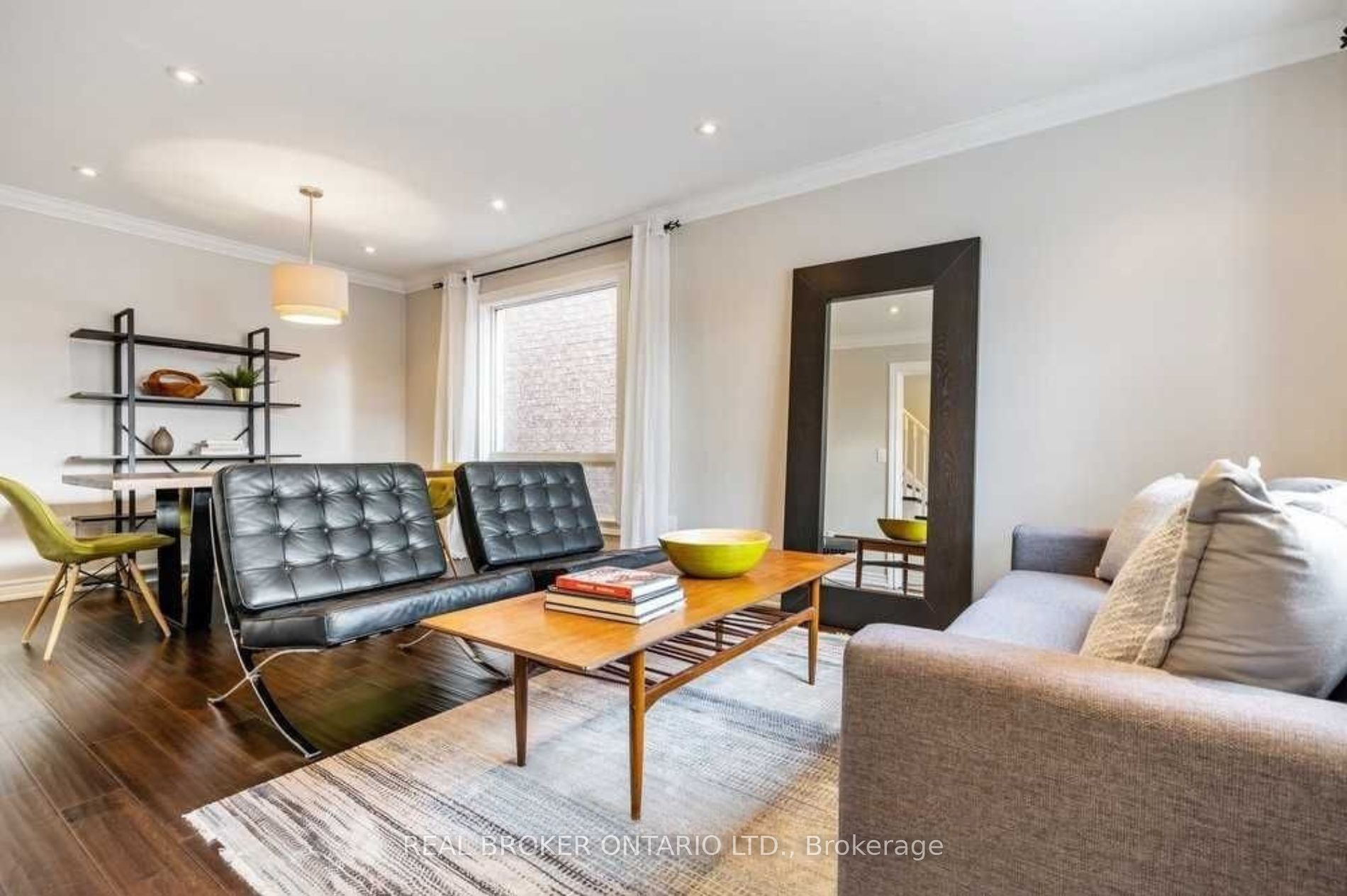 2369 Proudfoot Trail